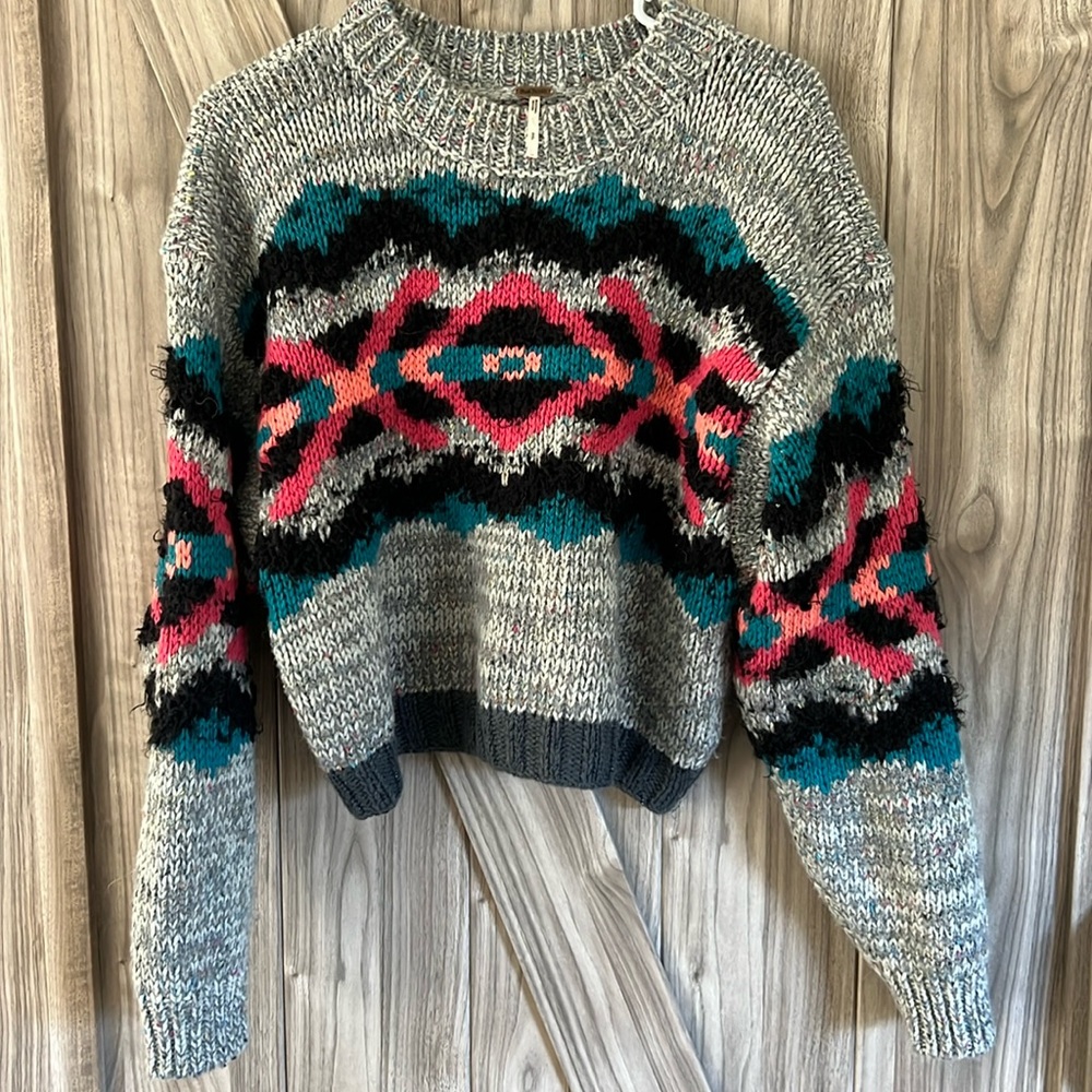 Free People Cropped Chunky Knit  Sweater size small
